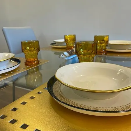 Apartment Sara Yellow *